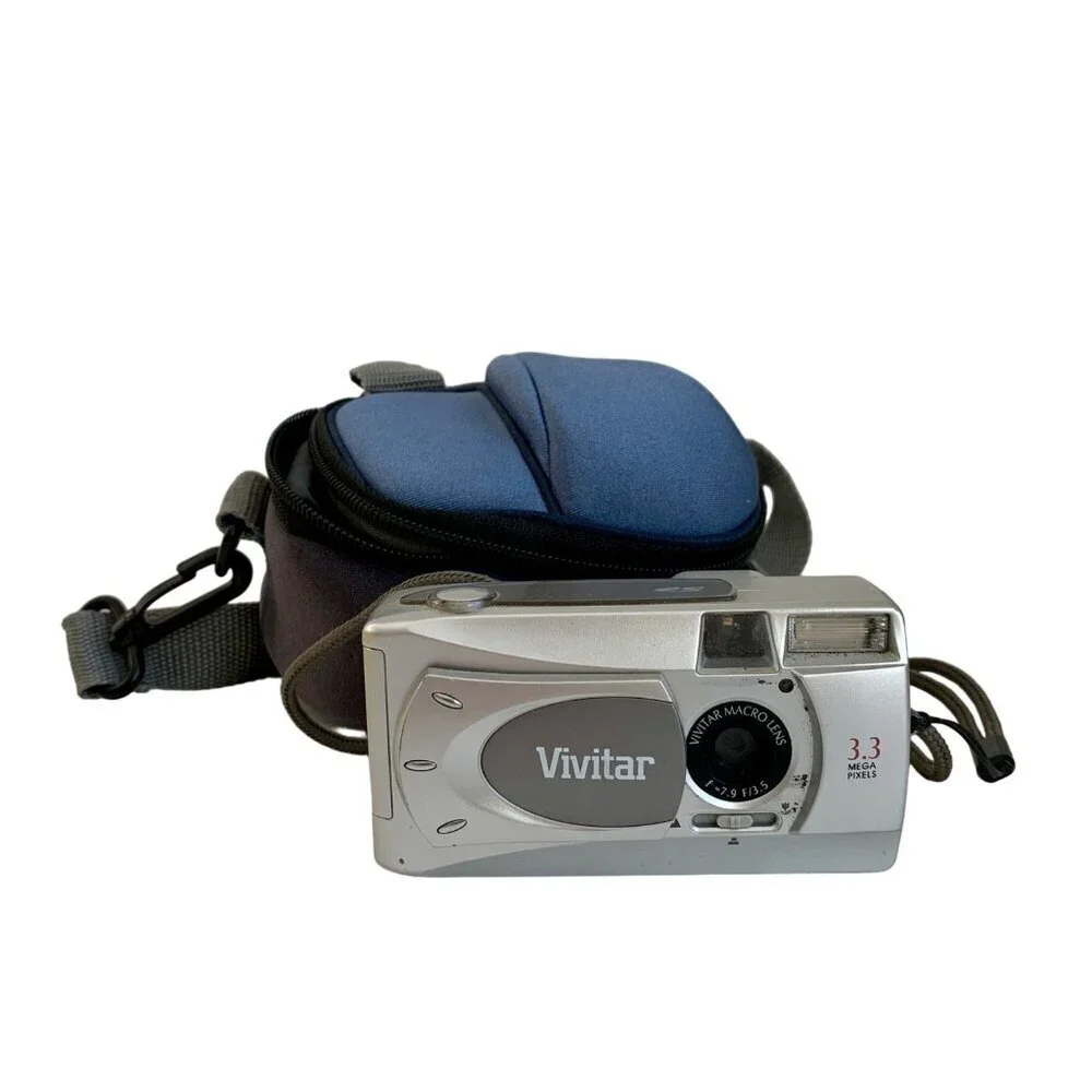 Vivitar ViviCam 3705 Camera with Case UNTESTED AS IS